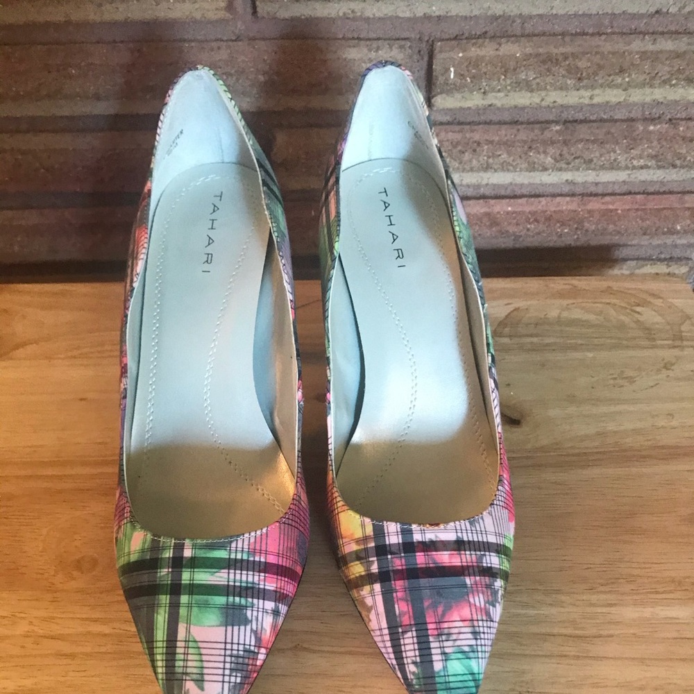 Tahiti Floral & Plaid heals